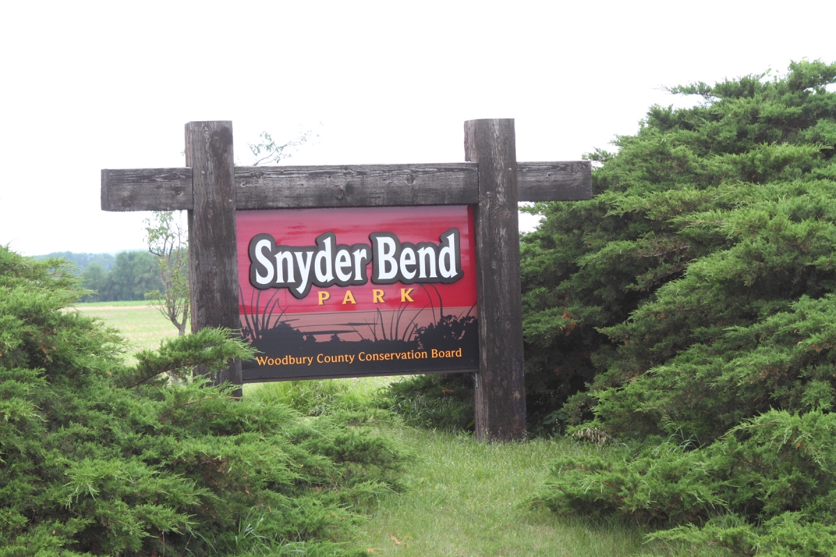 Snyder Bend Sign