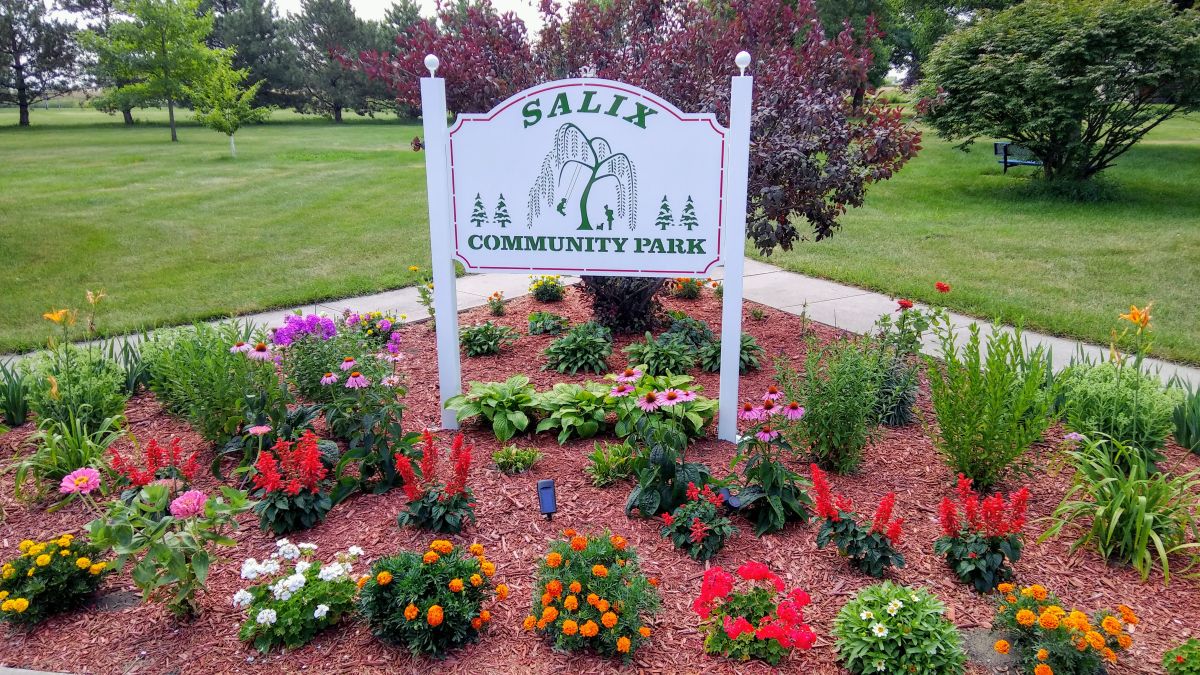 Salix City Park sign